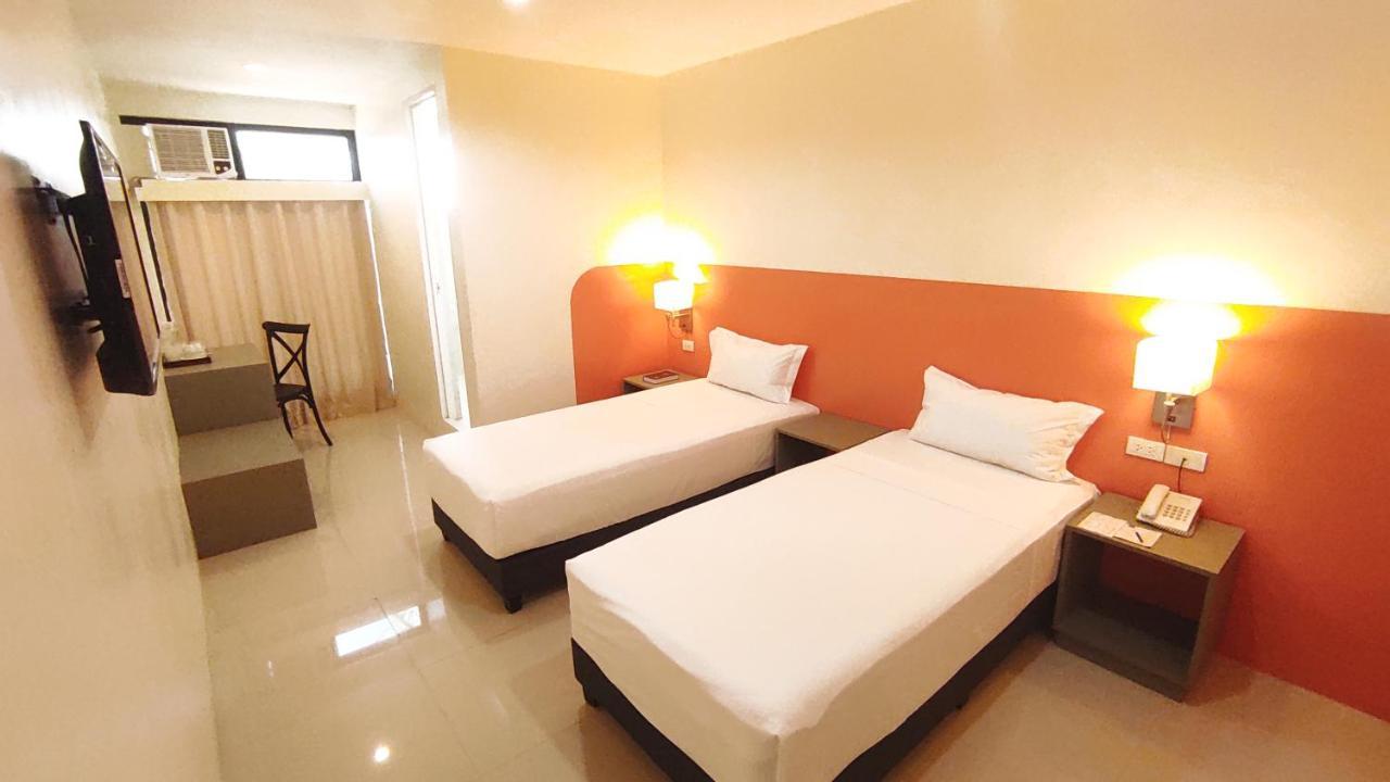 Travelbee Airport Inn Lapu-Lapu City Zewnętrze zdjęcie