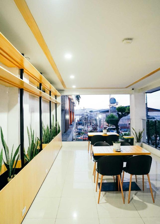 Travelbee Airport Inn Lapu-Lapu City Zewnętrze zdjęcie